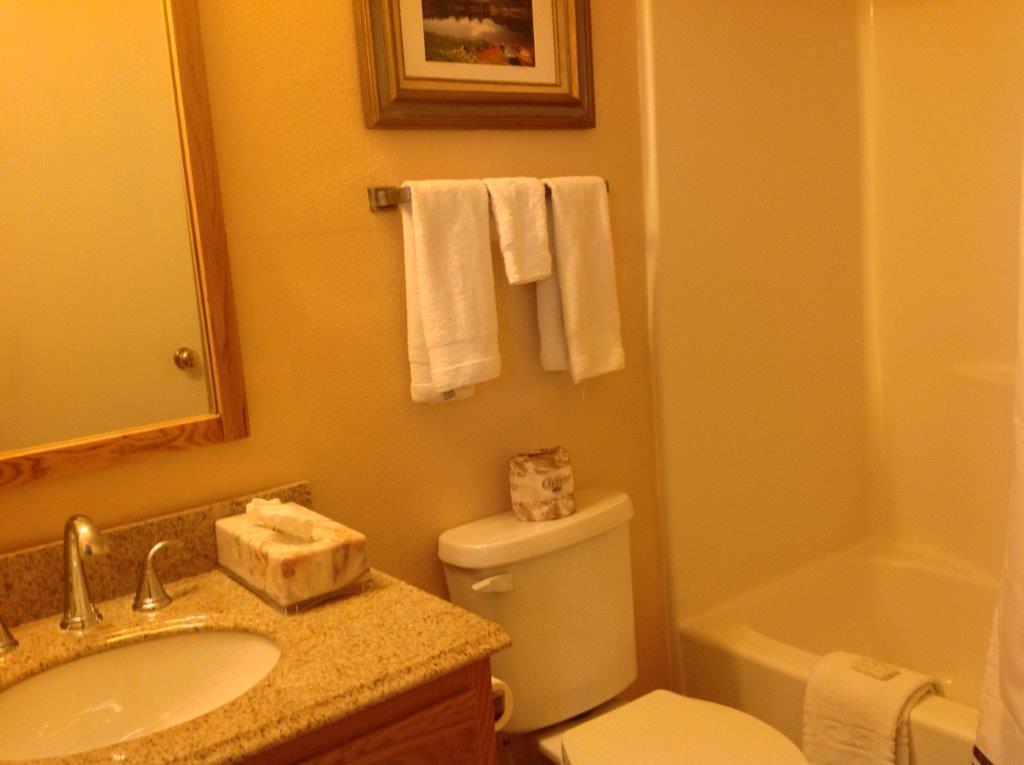 أوراي Rivers Edge Motel Lodge & Resort الغرفة الصورة