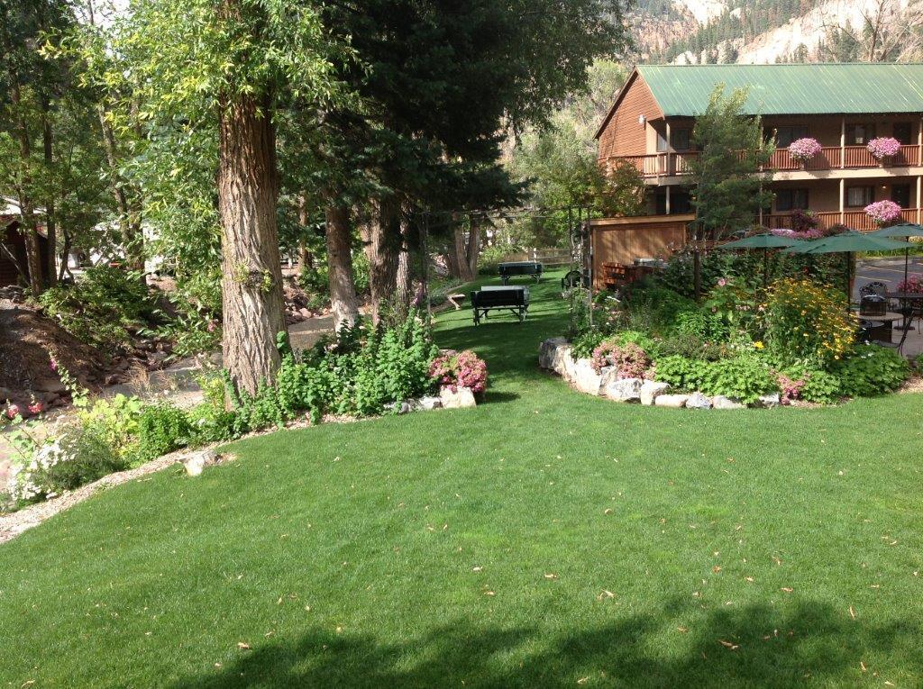 أوراي Rivers Edge Motel Lodge & Resort المظهر الخارجي الصورة